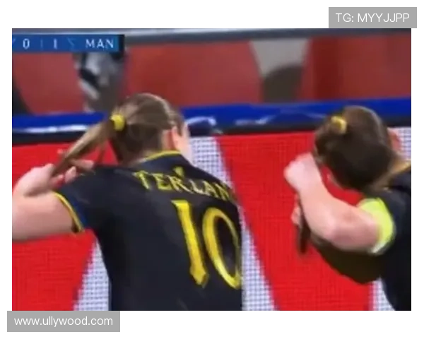 曼城豪取五连胜催蓄发哥剪发快